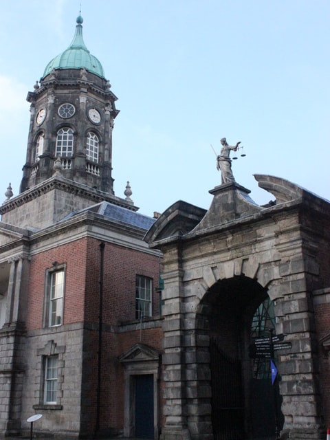 Trinity College y el Libro de Kells
