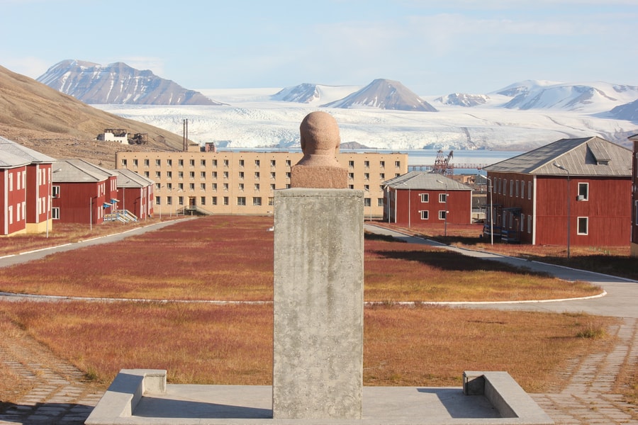 Pyramiden, ghost city Svalbard