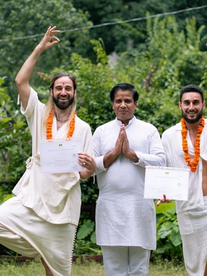 Traditional Hatha Yoga: Balance Body & Mind
