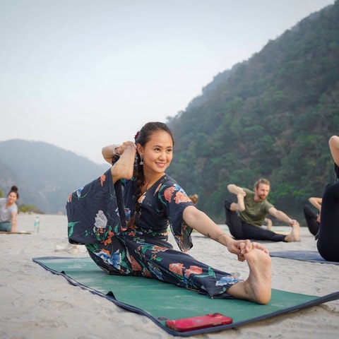 Traditional Hatha Yoga: Balance Body & Mind
